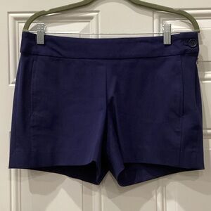 Preowned Lilly Pulitzer Dress Shorts Navy Blue Size 6 Side Button/Zipper